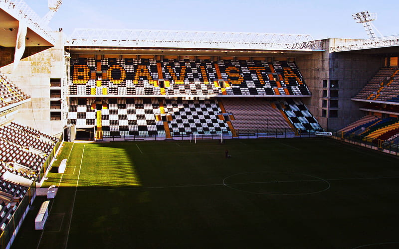 Porto, Portugal. 15th July, 2022. Porto, 07/15/2022 - Training of Boavista  Futebol Clube, open to fans, in the secondary field of EstÃdio do Bessa  Século XXI, in Porto. Gaius Makouta; Chidozie. (