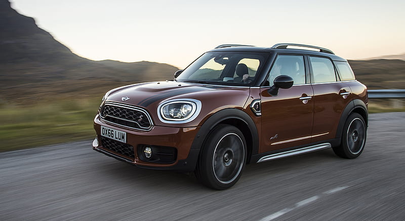 2017 MINI Cooper S Countryman ALL4 - Front Three-Quarter , car, HD wallpaper 2017 MINI Cooper S Countryman ALL4 - Front Three-Quarter , car, HD wallpaper
