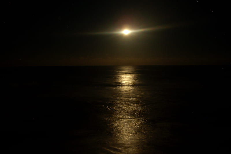 Moon at night on the beach, beach, moon, full moon, north carolina, nags head, HD wallpaper