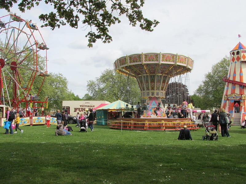 Part of a Fun Fair in the UK, Enjoyment, Roundabout, Rides, Big Wheel, HD wallpaper