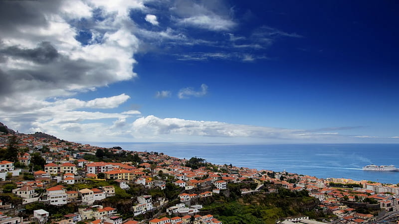 beautiful town on a seaside hill, ship, town, clouds, sky, hill, sea, HD wallpaper