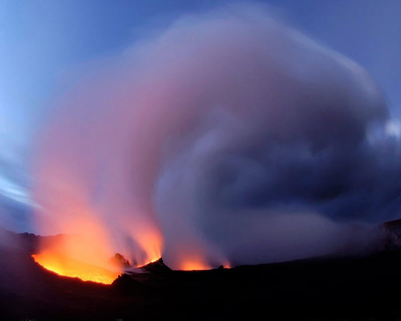 Puu Oo Vent on Mount Kilauea, swirl, eruption, air, volcano, heat, HD wallpaper
