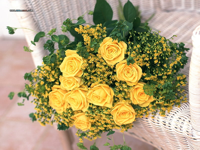 Yellow Roses for my Friend YellowForewer, yellow roses, still life, rattan chear, bouquet, bonito, HD wallpaper