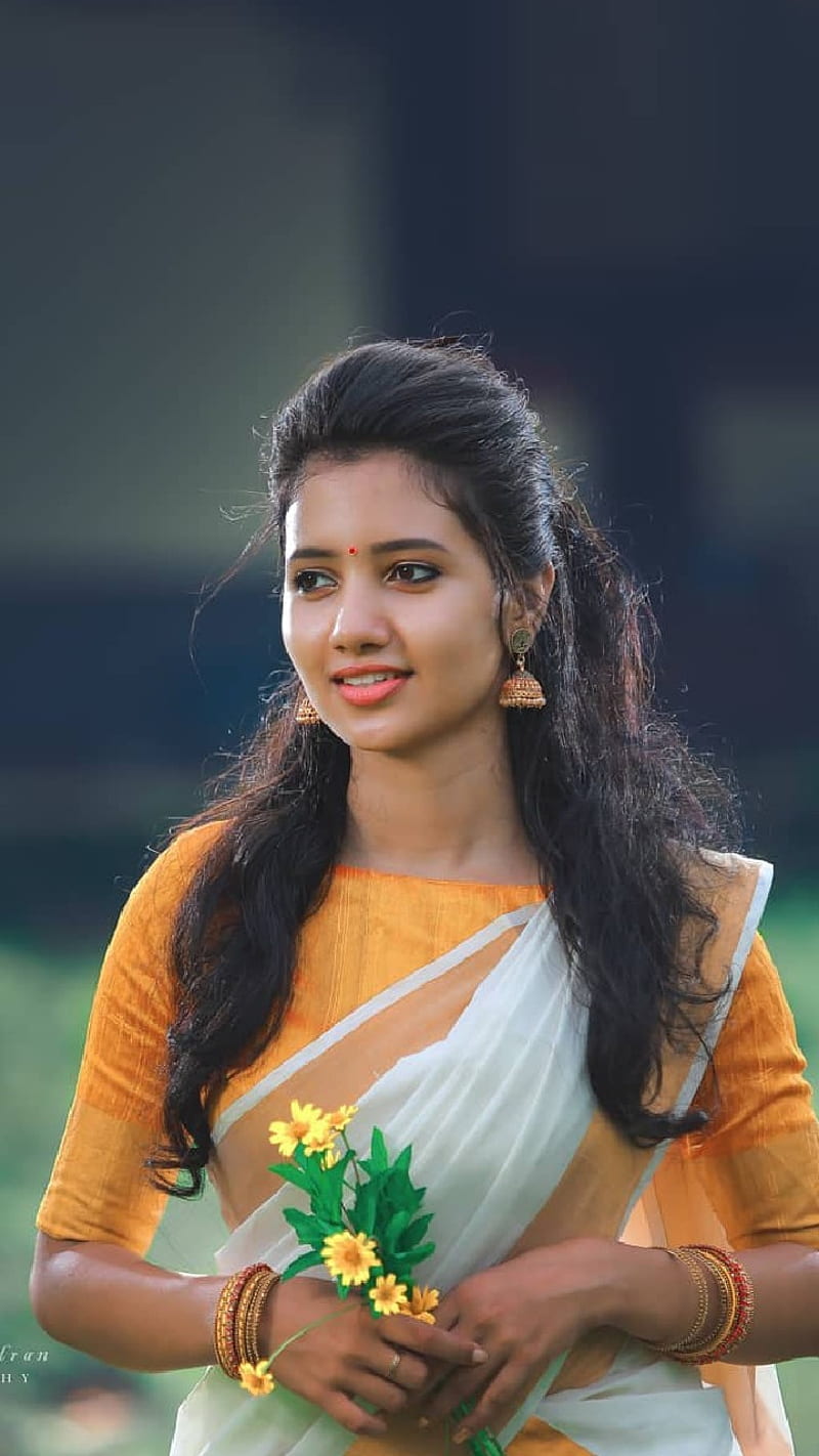 Beautiful 18, beauty, malayalam, meenakshi laxman, HD phone wallpaper
