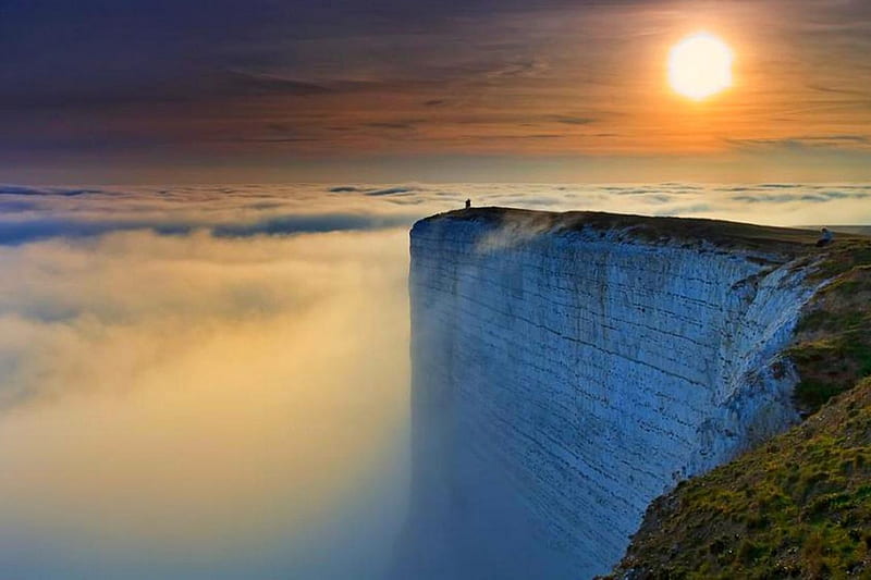 Beautiful Cliffs, pretty, dover, cliffs, england, bonito, clouds, fog, HD wallpaper