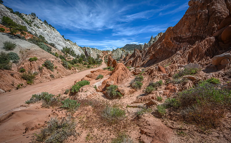 Grand Staircase Escalante National Monument,... Ultra, United States, Utah, Landscape, abigfave, southernutah, remote, dirtroad, noone, cottonwoodcanyon, cottonwoodcanyonroad, grandstaircaseescalantenatio, grandstaircaseescalantenationalmonument, sandstonerockformations, twotrack, HD wallpaper