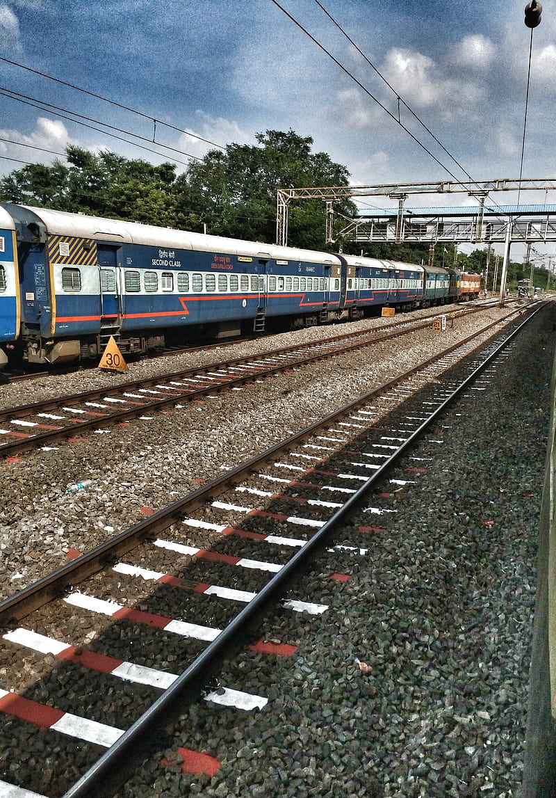 Indian trains, train, new, rails, track, HD phone wallpaper