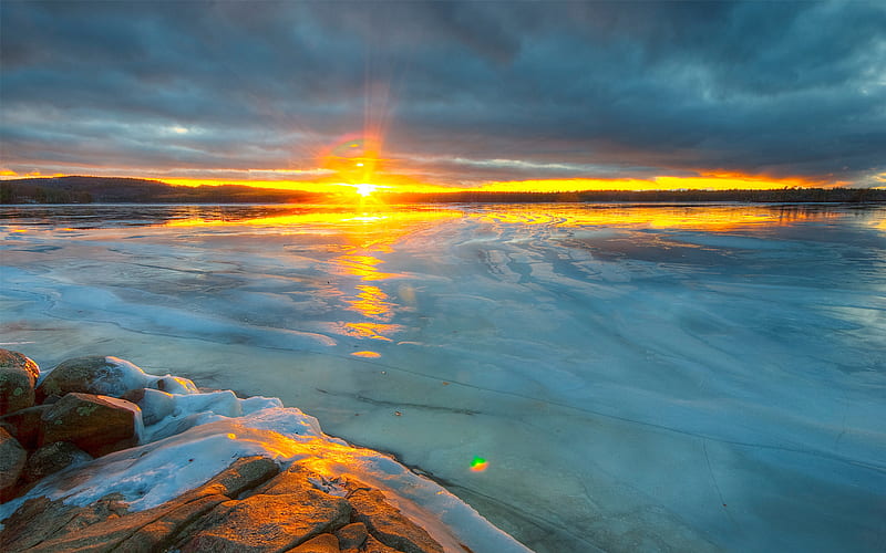 sunset on a frozen lake, sun, orange, yellow, sunset, clouds, cold, graphy, beauty, reflection, blue, sky, winter, lake, ice, summer, sunshine, nature, white, frozen, HD wallpaper