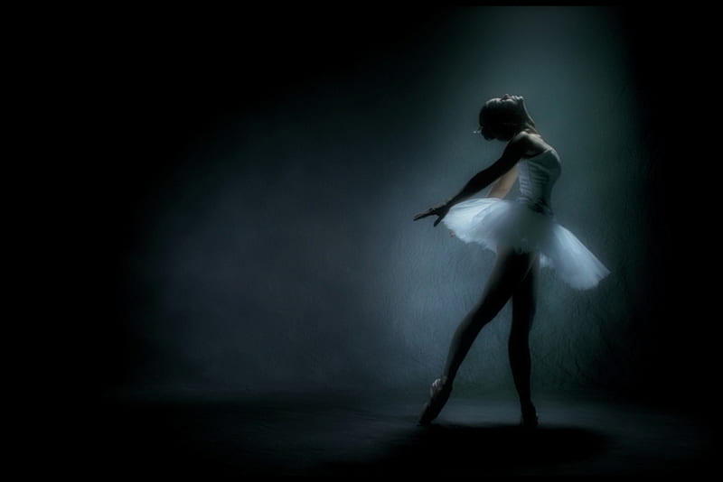 Beautiful ballerina for Alexandra (Angelove), ballerina, ballet dancer, beauty, magic, bonito, white dress, swan, light, HD wallpaper