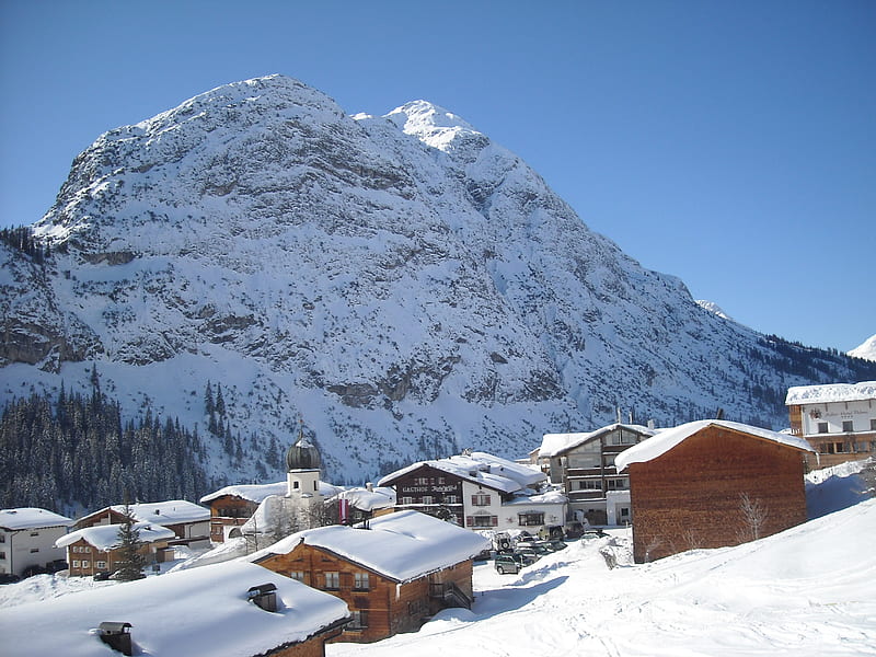 Little mountain village, hut, sun, rock, woods, lonely, fir tree, trees, sky, firs, snow, mountains, ice, austria, skiing, white, blue, HD wallpaper