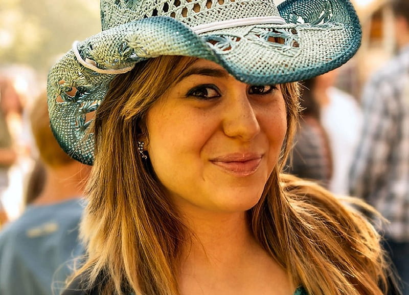 Flirty Cowgirl Female Models Hats Ranch Fun Women Rodeo