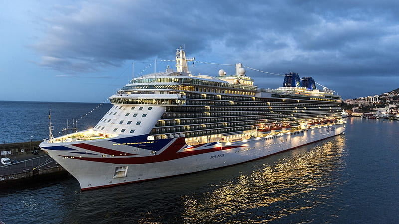 Long White Britannia Cruise Ship Cruise Ship, HD wallpaper