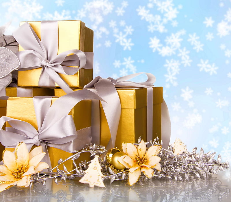 Christmas gifts, pretty, bonito, silver, nice, flowers, pearls, present, lovely, christmas, golden, new year, happy new year, winter, merry christmas, snow, snowflakes, ice, HD wallpaper
