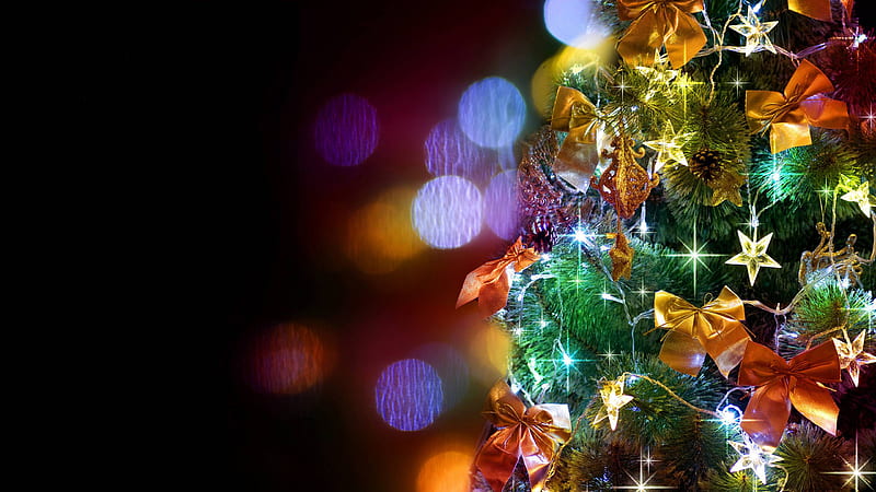 Christmas Tree Decorated With Stars Ornaments And Lights Christmas Tree, HD wallpaper