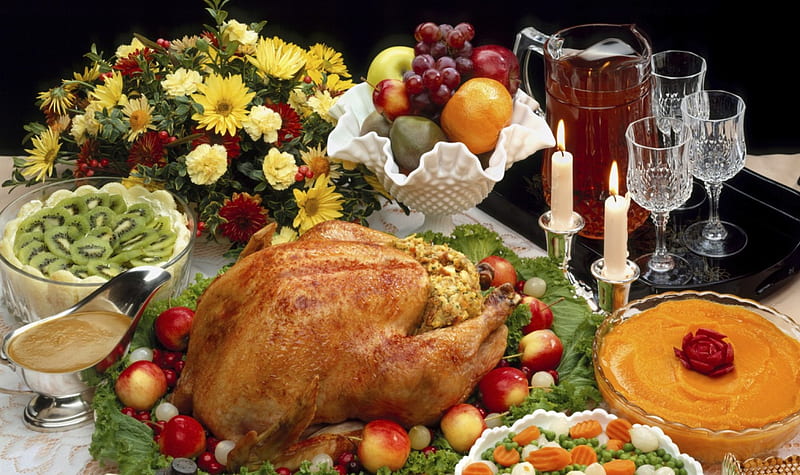 Thanksgiving Day Dinner, Fall, dinner, food, apples, wine, glasses, pitcher, candles, fruit, grapes, Thanksgiving, turkey, flowers, vegetables, Autumn, HD wallpaper