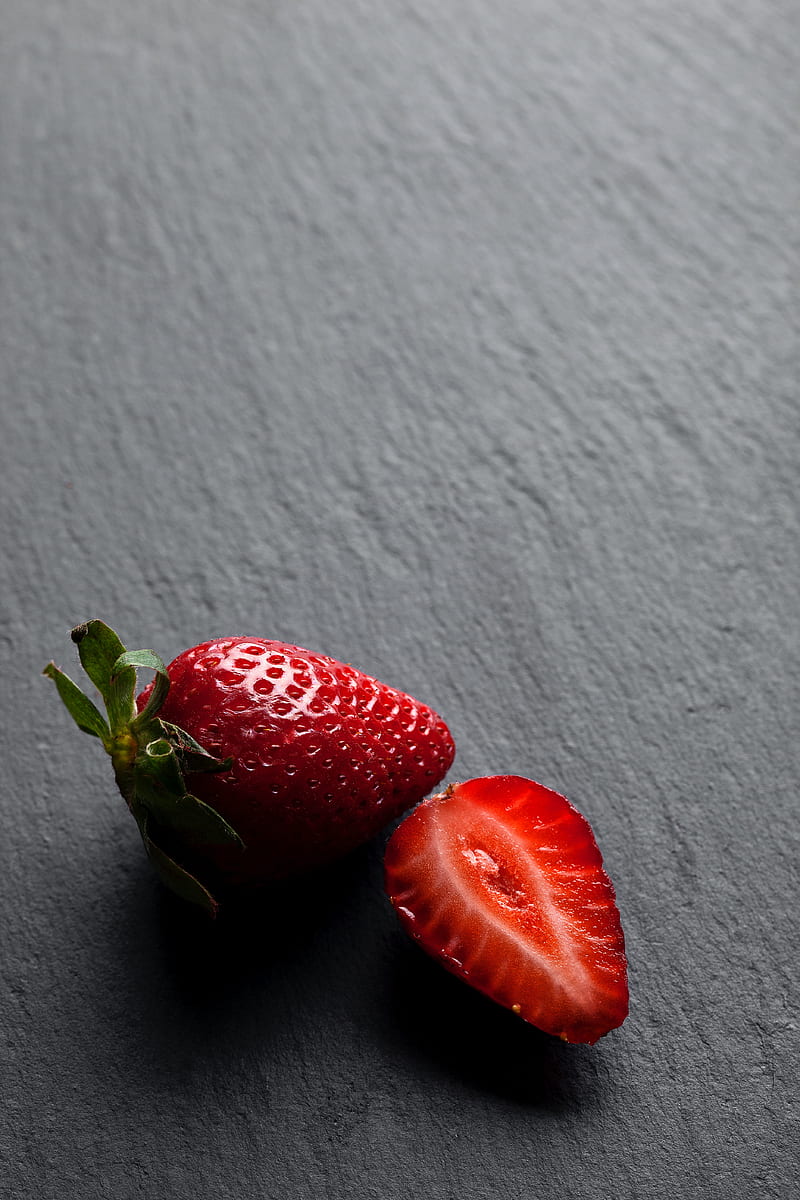 strawberries, berries, fresh, juicy, ripe, HD phone wallpaper