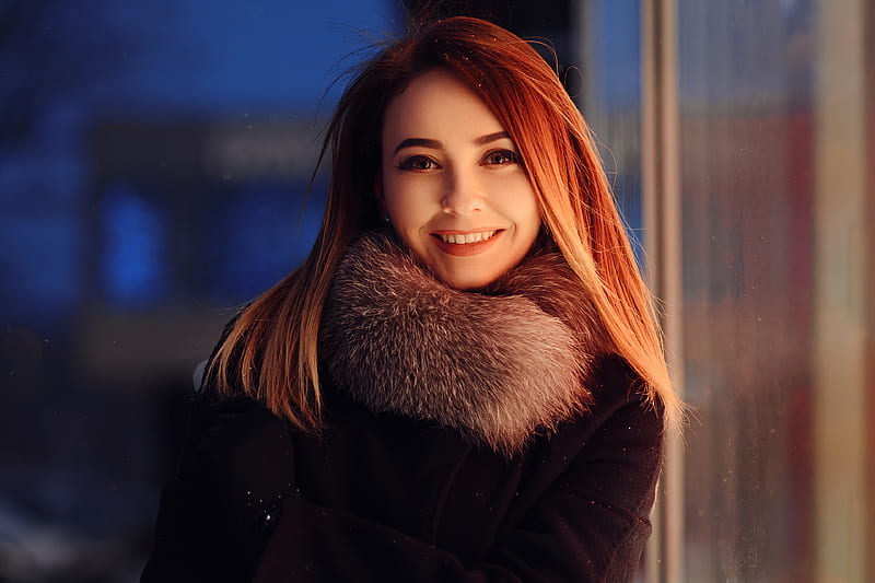 Red Long Hair Girl Winter Coat Smiling , redhead, girls, model, smiling, HD wallpaper