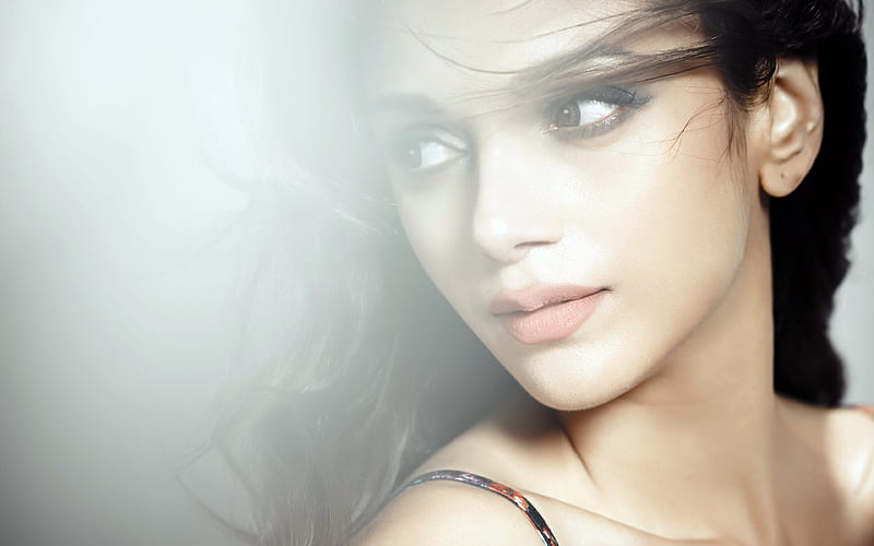 Aditi Rao Hydari, portrait, indian actress, close-up, Bollywood, beauty, brunette, hoot, HD wallpaper