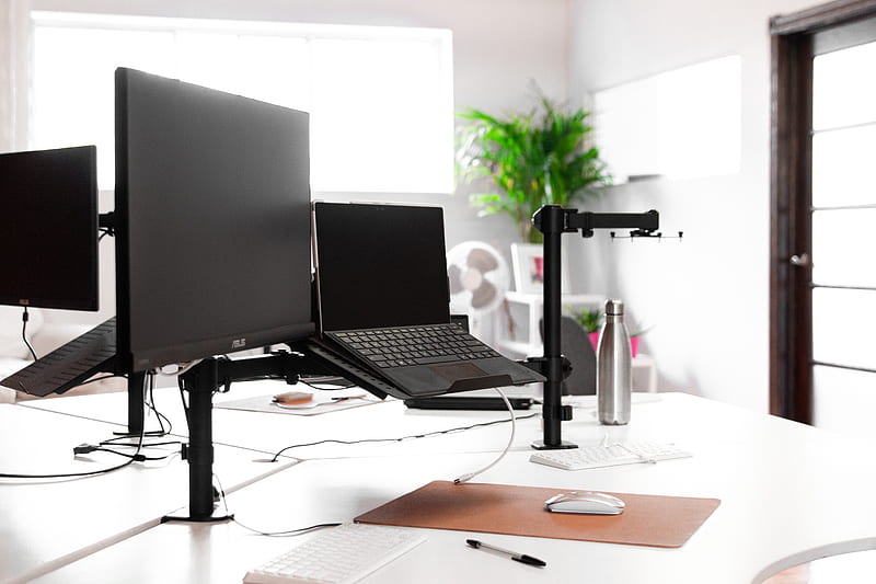 laptop, monitor, and vacuum flask on white table, HD wallpaper