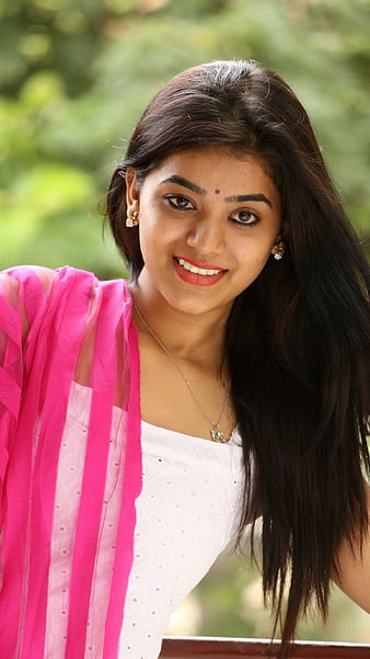 Yamini Bhaskar Wallpaper Download | MobCup