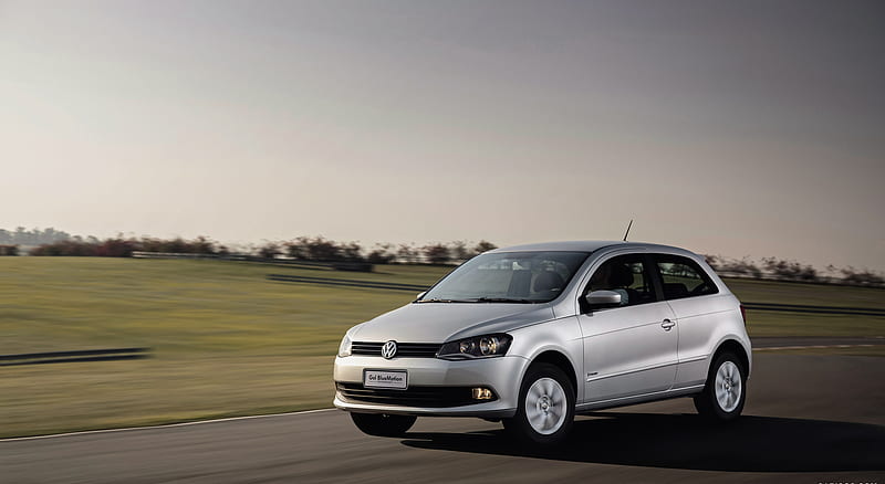 2013 Volkswagen Gol 2-Door - Front , car, HD wallpaper