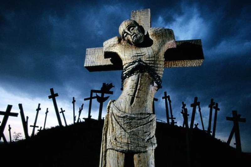 wooden crucifixion, death, die, hmmm, lonely, old, jesus, graveyard, crucifixion, wood, HD wallpaper