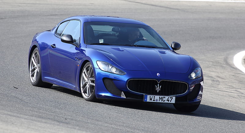 Maserati Granturismo Mc Stradale 2012 Front Car Hd Wallpaper Peakpx 2464