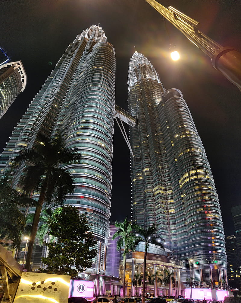 KLCC Twin Tower, city, klcc, kuala lumpur, malaysia, newyear19, night, night view, twin tower, HD phone wallpaper