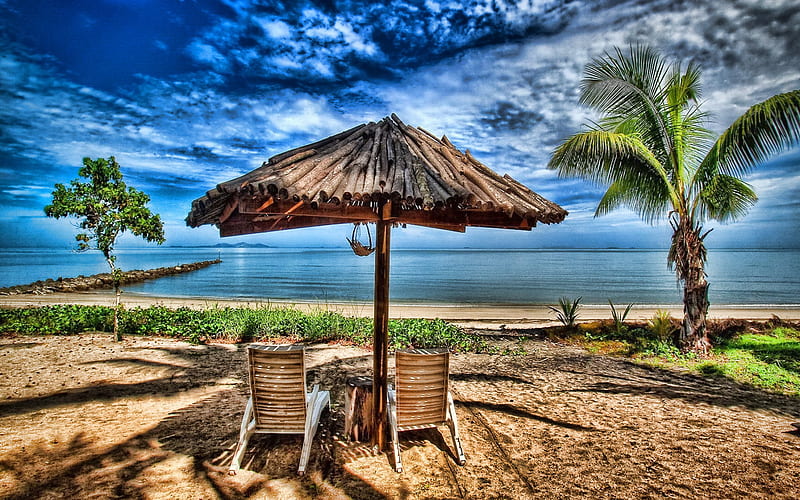 beach, ocean, umbrella and sunbeds, paradise, summer, sea, fabulous beach, palm trees, R, summer travel, HD wallpaper
