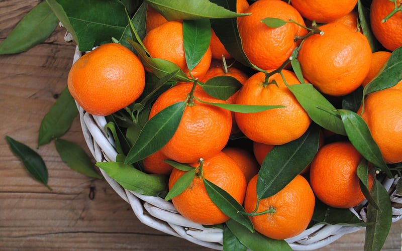 Oranges, orange, food, sweet, dessert, leaf, fruit, green, basket, white, wood, HD wallpaper