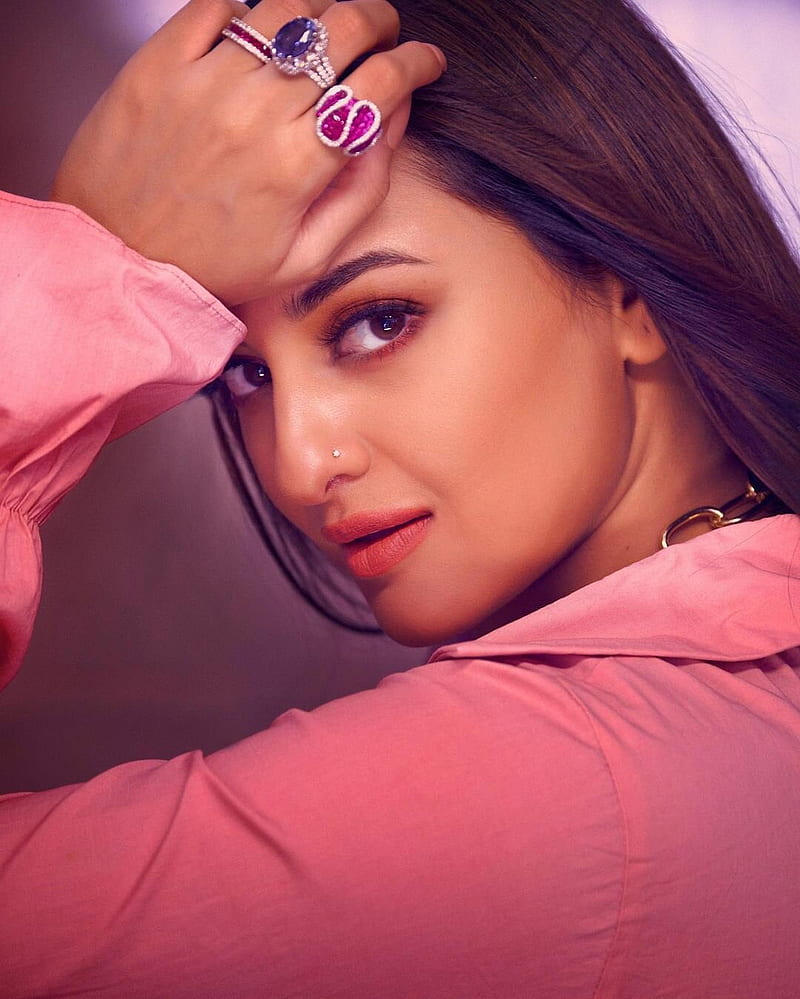 Sonakshi Sinha, Actress, Bollywood, HD phone wallpaper | Peakpx