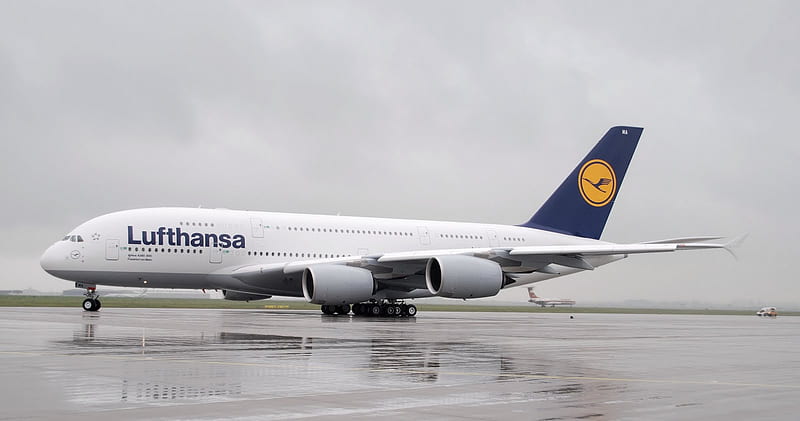 Airbus A380, german, airliner, germany, lufthansa, commercial, a380, airbus, HD wallpaper