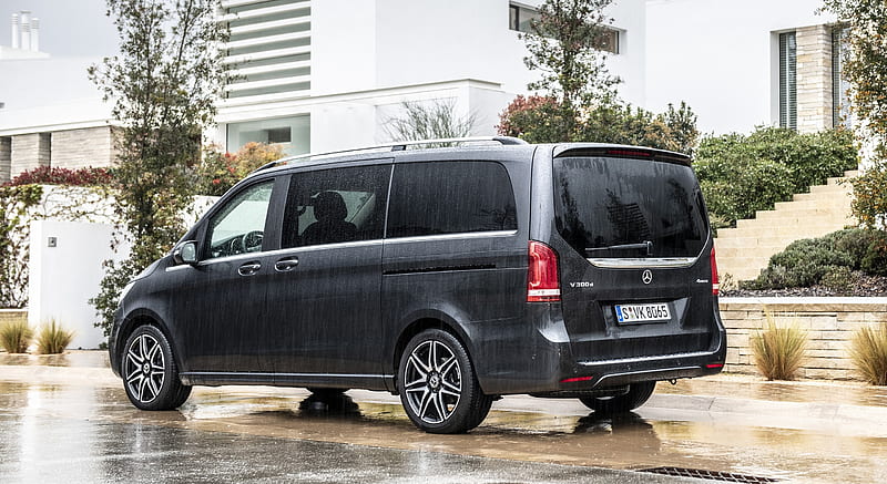 2019 Mercedes-Benz V-Class V300d AMG Line (Color: Graphite Grey ...