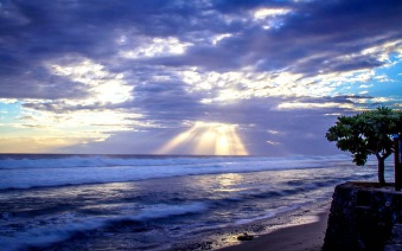 SUN BEAMS, wood beams, beach, water, clouds, sky, sea, HD wallpaper