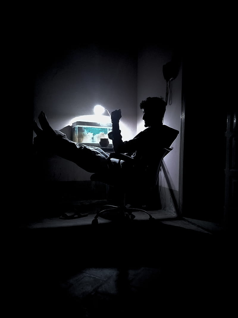 Style Boy On Chair, blackandwhite, horror, lamp, manonchair, relaxing,  stylish, HD phone wallpaper | Peakpx