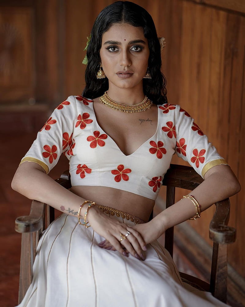 Priya Prakash, dress, Kerala, Onam, HD phone wallpaper