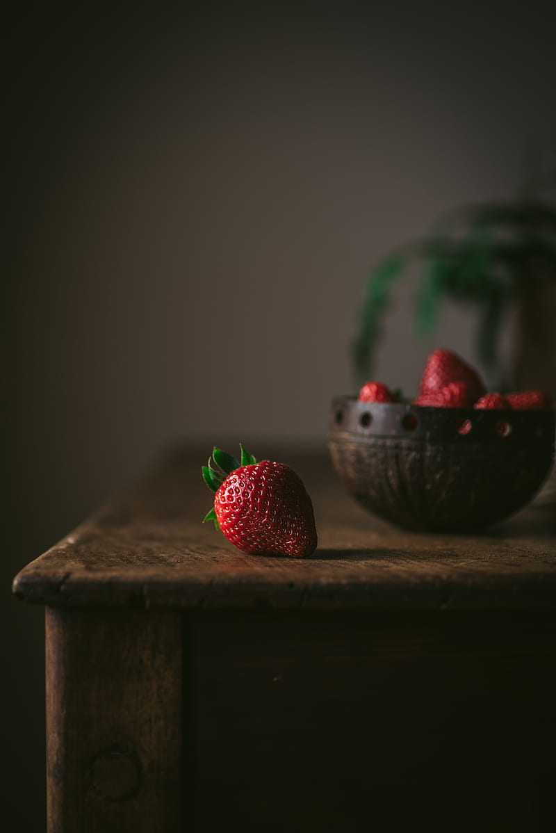 strawberries, berries, fresh, ripe, HD phone wallpaper