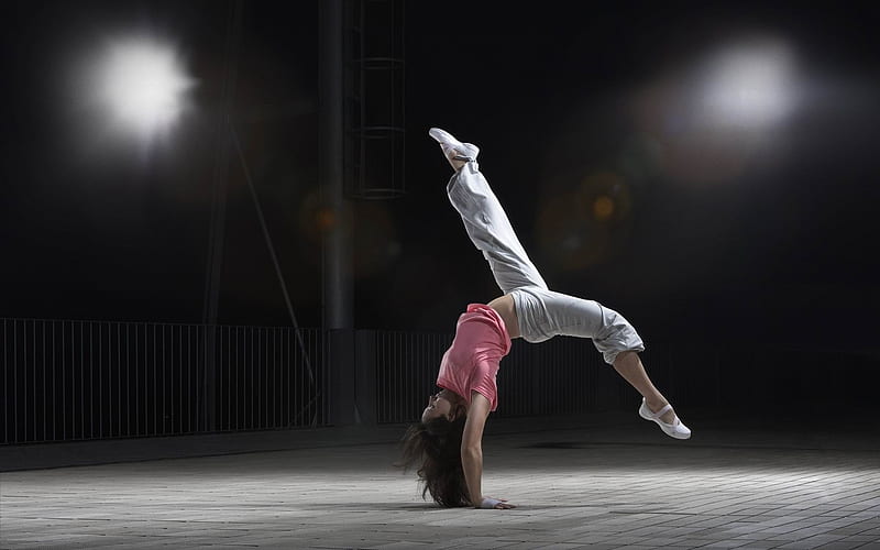 girl flip pose dance-Sports theme, HD wallpaper