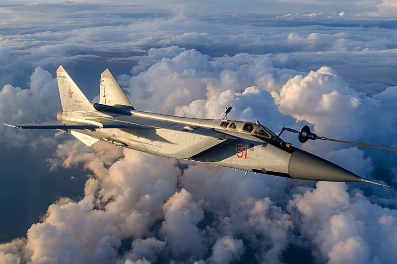 Mikoyan-Gurevich MiG-31BM, Mikoyan Gurevich, Clouds, Refuelling, MiG 31BM, HD wallpaper