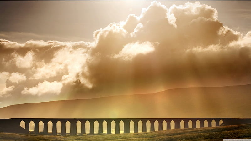 Sun Rays Over a Viaduct, HD wallpaper