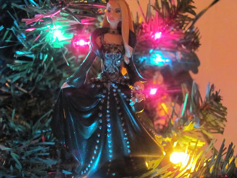 Holiday Barbie, christmas barbie, barbie, christmas doll, holiday doll, HD wallpaper