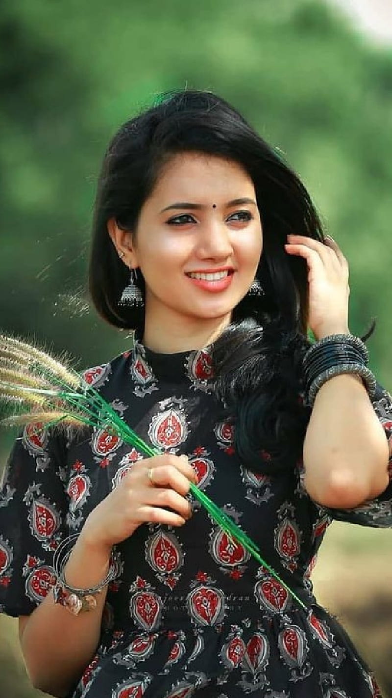 Beauty meenu, actress, bonito, meenakshi laxman, HD phone wallpaper | Peakpx