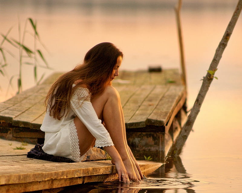 ★ Lost In Thought ★ , Girl, water, Swirl, Sitting, Contemplating, HD wallpaper