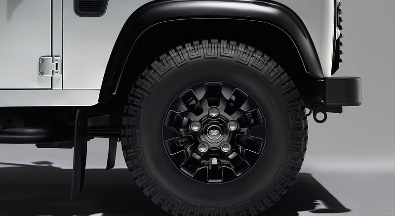 2014 Land Rover Defender Black Pack - Alloy Wheel - Detail , car, HD wallpaper