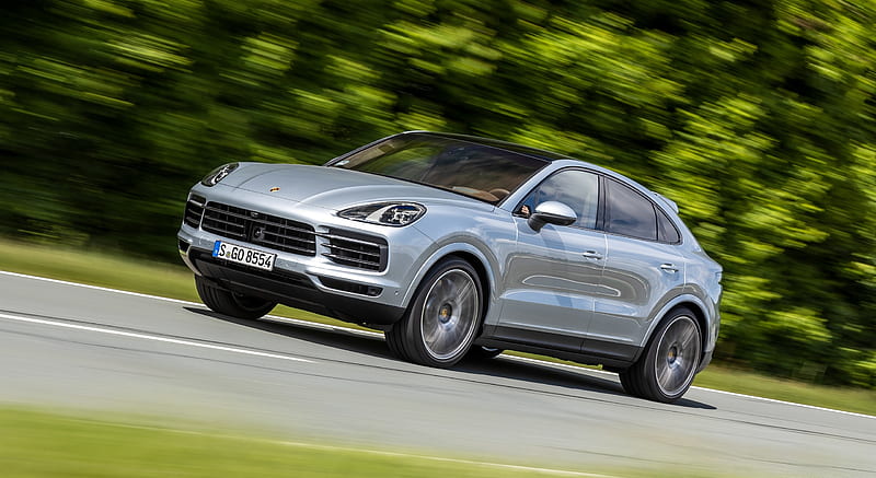 2020 Porsche Cayenne S Coupé (color: Dolomite Silver Metallic) - Front 