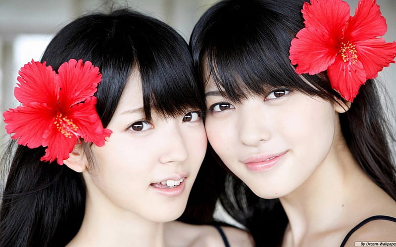 Suzuki Airi And Yajima, flower, smile, girl, love, HD wallpaper