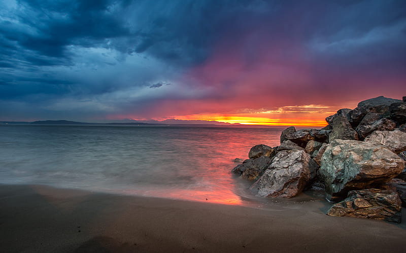 Dramatic Sunset On The Beach, HD wallpaper
