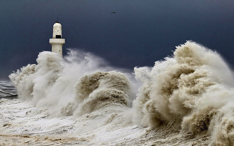 LIGHTHOUSE and MASSIVE WAVES, architecture, beach, nature, waves ...