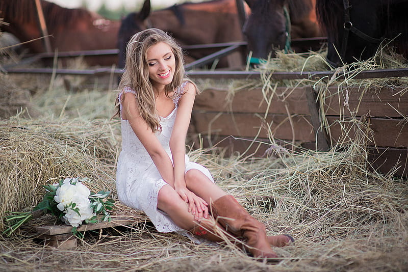 Lovely Thoughts . ., models, female, boots, cowgirl, ranch, hay, outdoors, women, horses, flowers, blondes, western, HD wallpaper