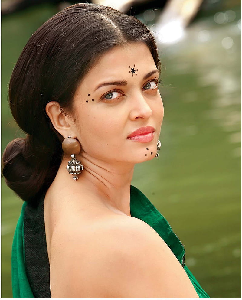 Aishwarya Rai Close Up, HD phone wallpaper | Peakpx